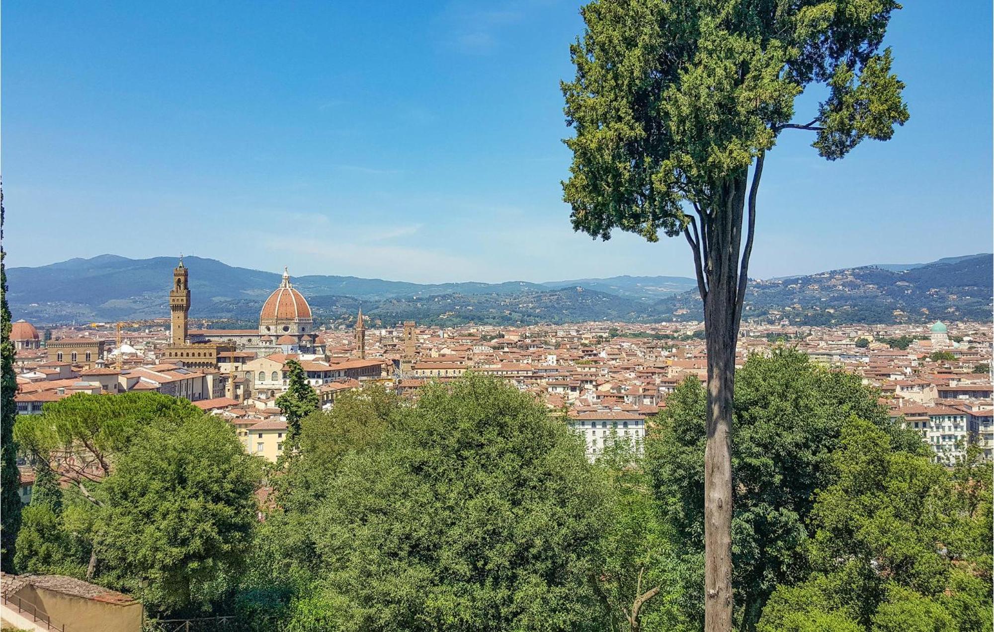Awesome Apartment In Firenze With Wifi Eksteriør billede