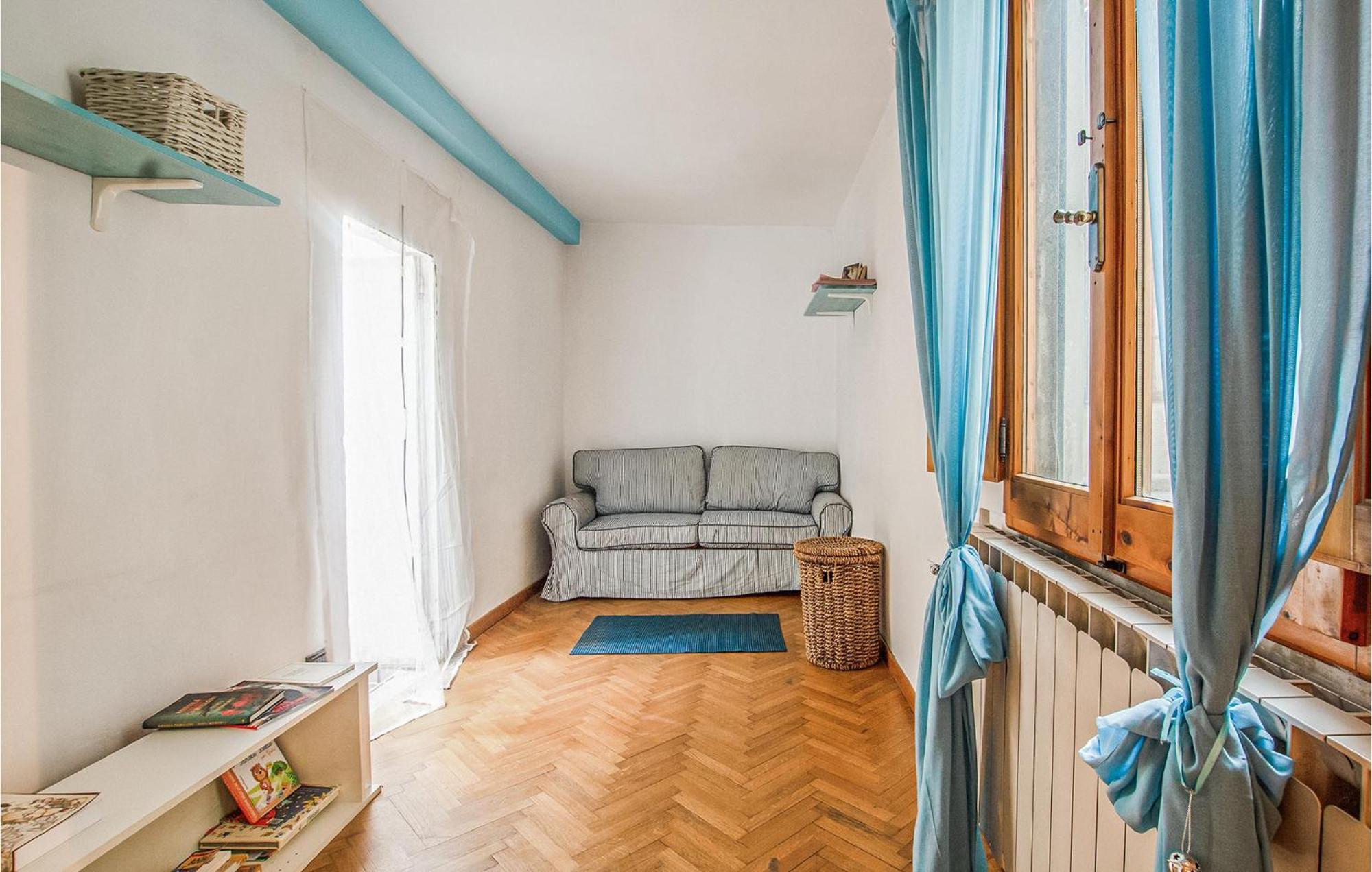 Awesome Apartment In Firenze With Wifi Eksteriør billede